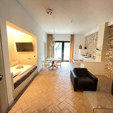 Апартаменты Kleine Backsteinloft Темплин Экстерьер фото
